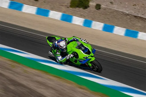 Kawasaki Ninja ZX-10R - Image 5