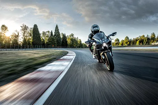 Kawasaki Ninja H2 - Image 2