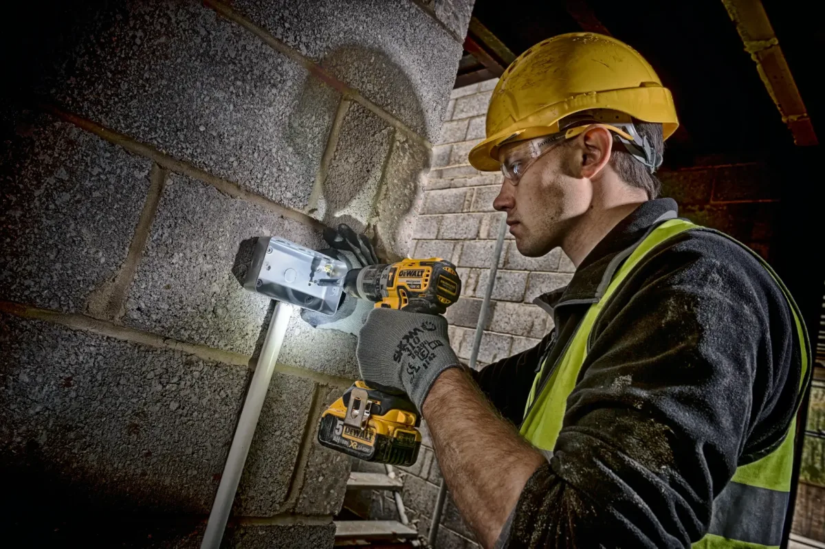 DEWALT® 18V XR® Brushless Hammer Drill Driver (Tool Only) - Image 3