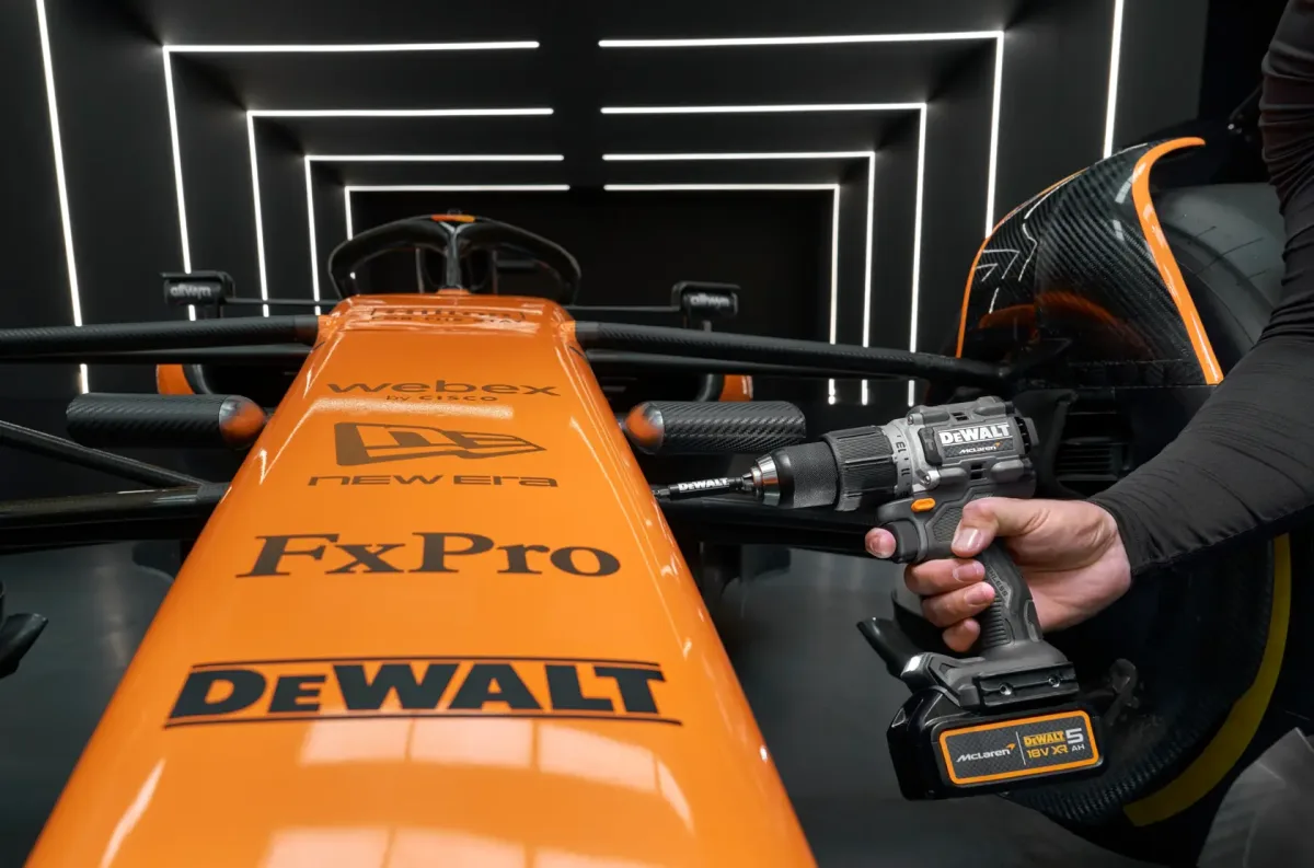 DEWALT® x McLaren F1 Team 18V XR® Brushless Twin Kit - 2 X 5AH - Image 3