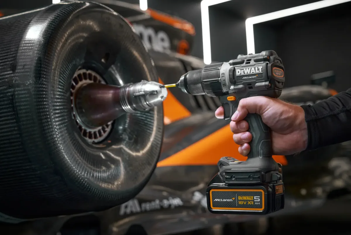DEWALT® x McLaren F1 Team 18V XR® Brushless Twin Kit - 2 X 5AH - Image 5