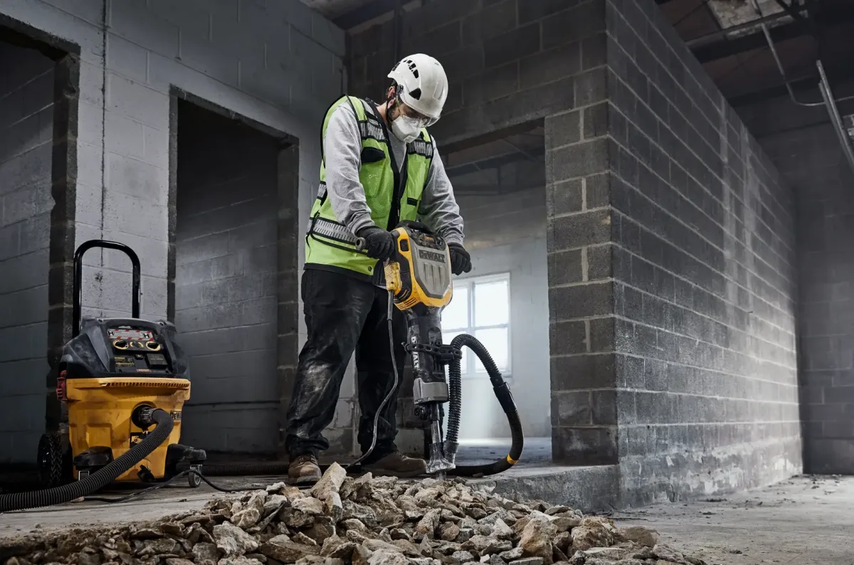 38 L H-Class Wet/Dry Dust Extractor - Image 4