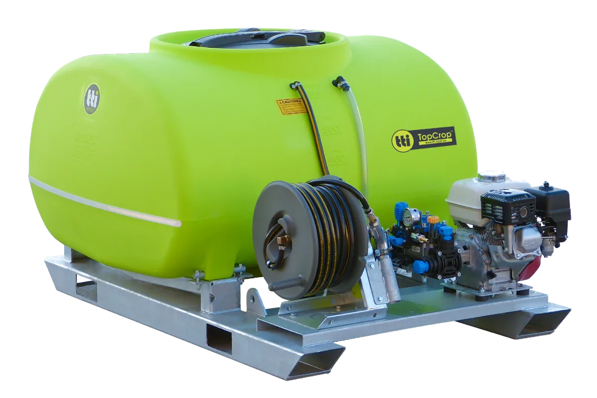 600L TopCrop™ Slip On Field Sprayer