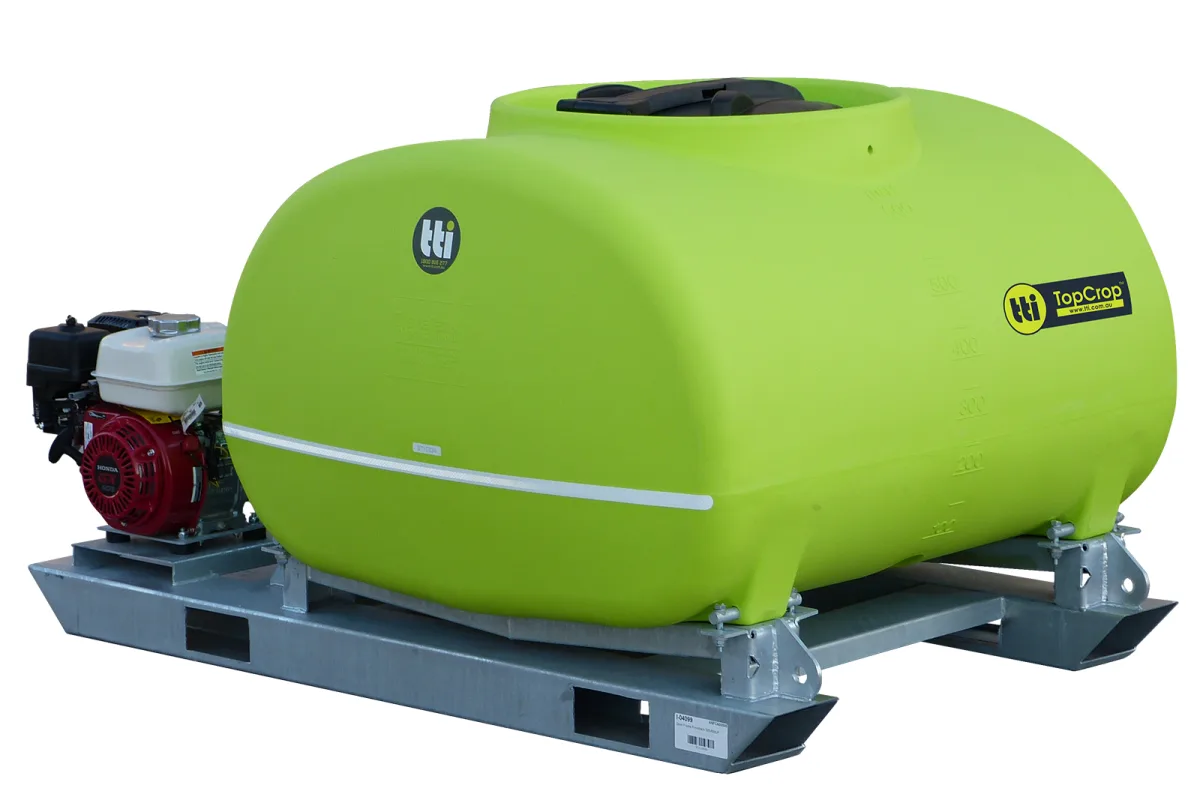 600L TopCrop™ Slip On Field Sprayer - Image 4