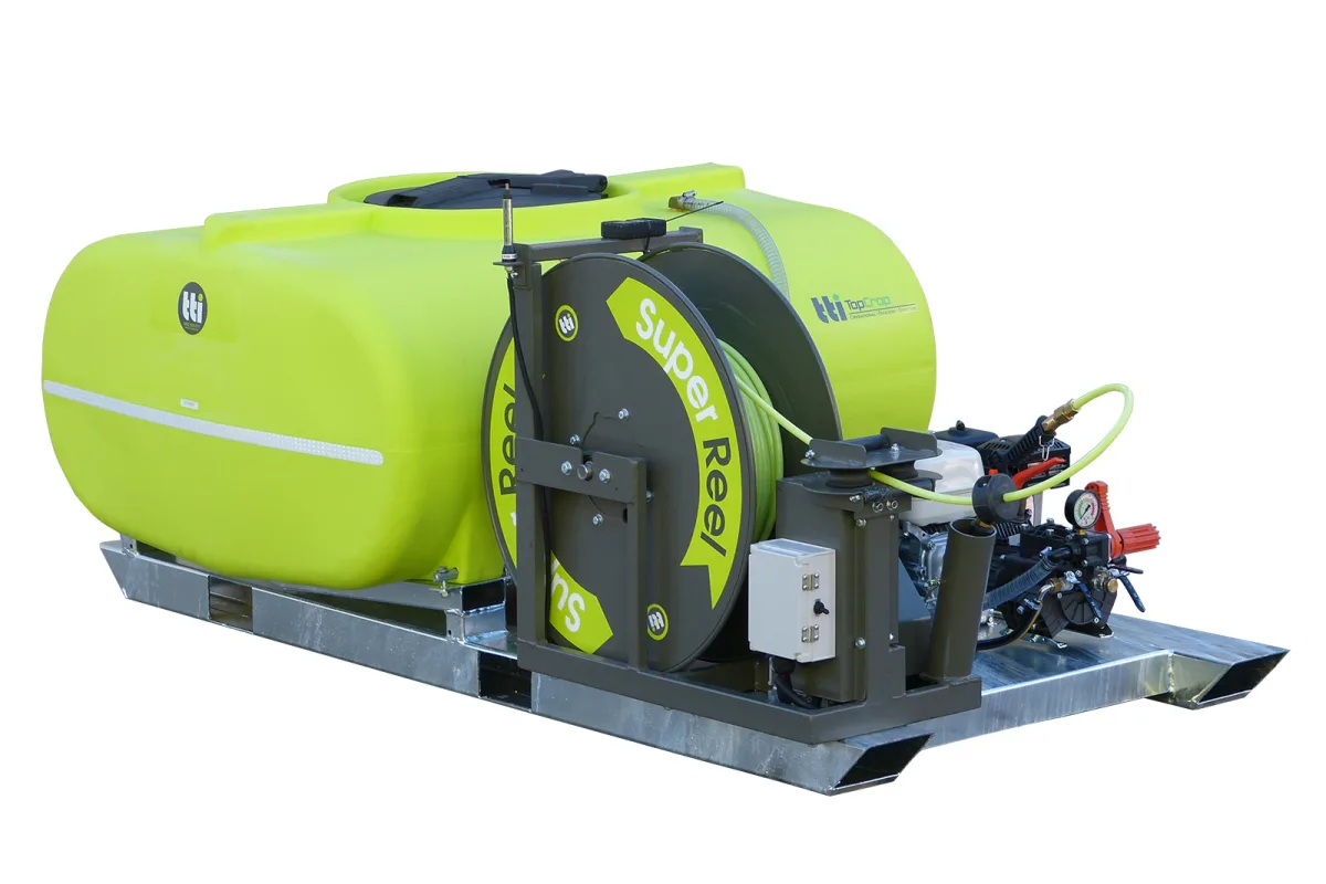 800L TopCrop™ Slip On Field Sprayer - Image 3