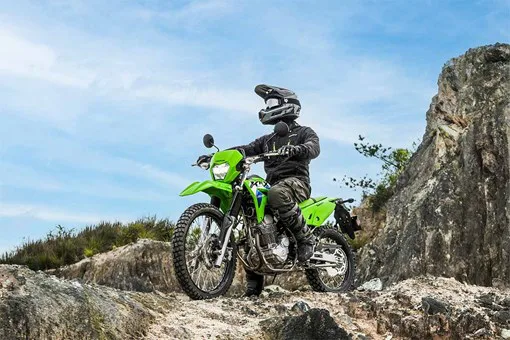 Kawasaki KLX230 - Image 3
